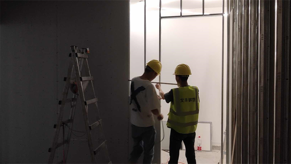 <a href=http://m.cnadvice.com/ target=_blank class=infotextkey>深圳裝修公司</a>